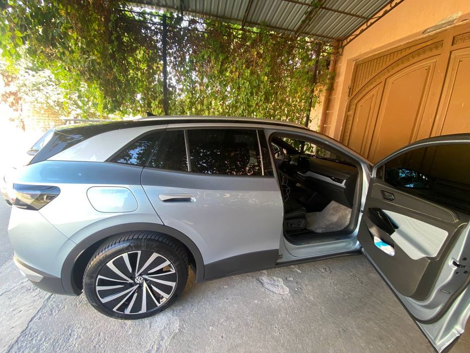 Продается срочно! Volkswagen ID.4 Pure+