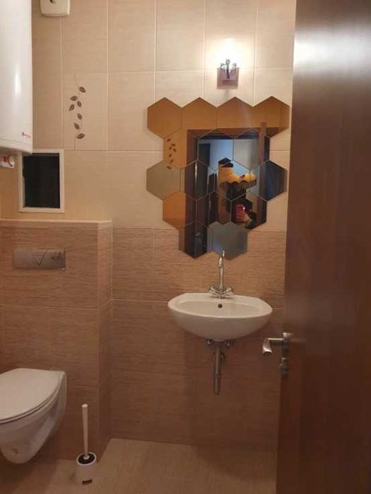 Дава се под наем Двустаен апартамент в София, Център - 48 кв.м за 433.5 € - Снимка #3