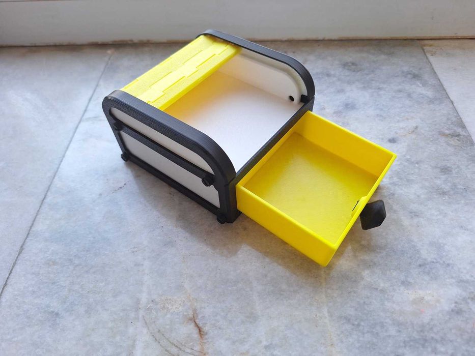 Кутийка за бижута