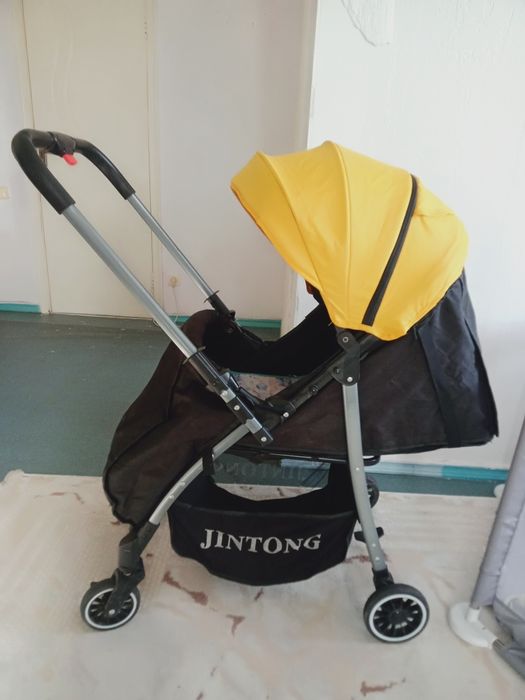 Коляска почти новый