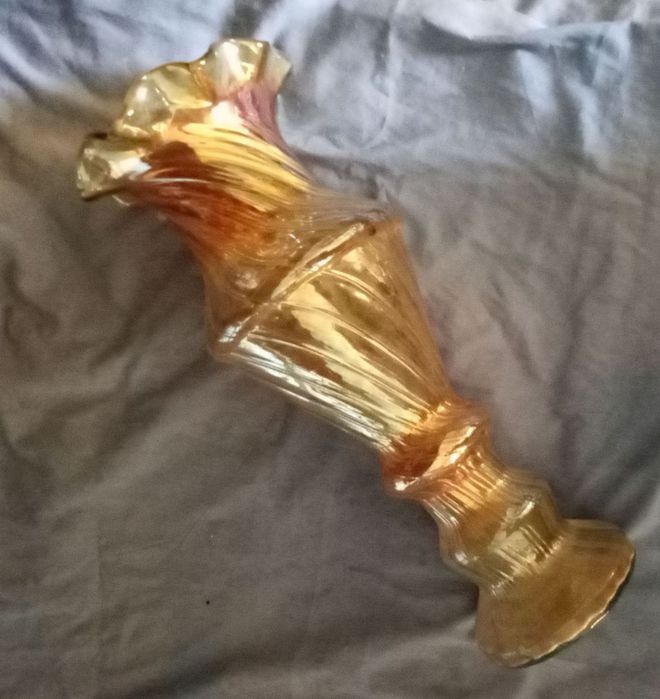 Вазы разные стеклянные