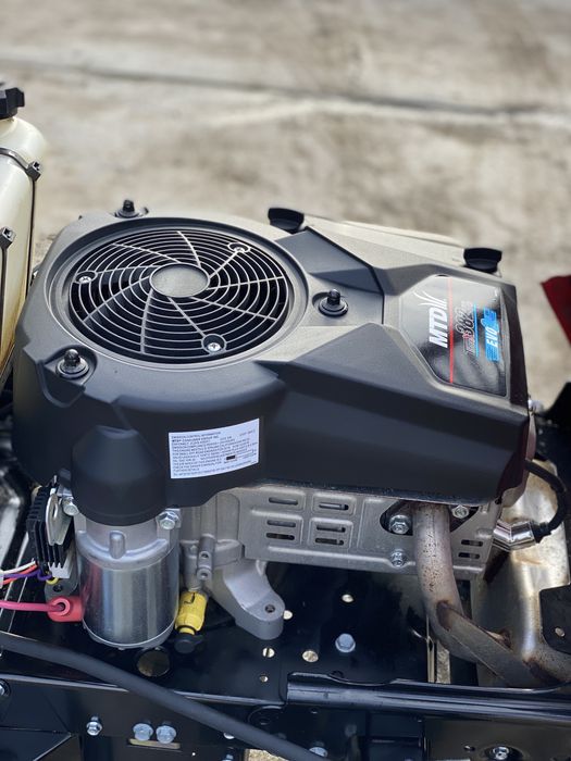 Vand tractor/tractoras gazon MTD 14 cai ! An 2020