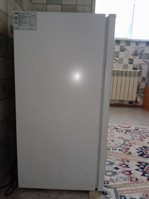 Продаю холодильник бирюса