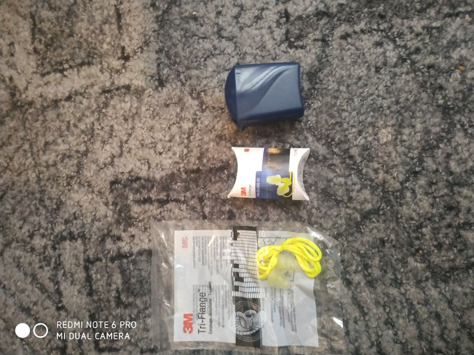 Dopuri urechi noi sigilate