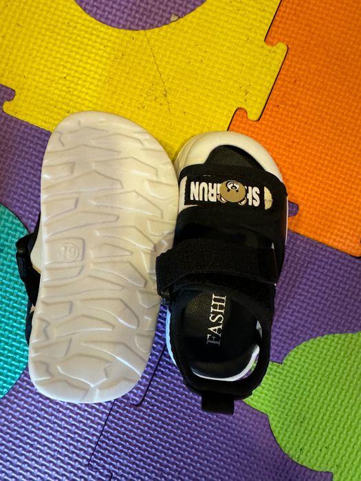 Сандали, маратонки за момче