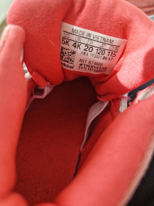 Кецове Adidas 20н