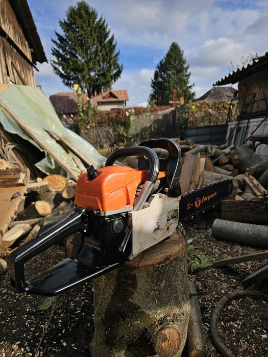 Vând drujba China lama+lanț noi