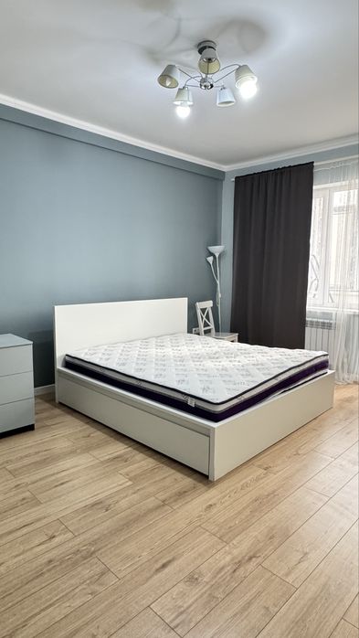 Кровать двуспальная 195x210 см