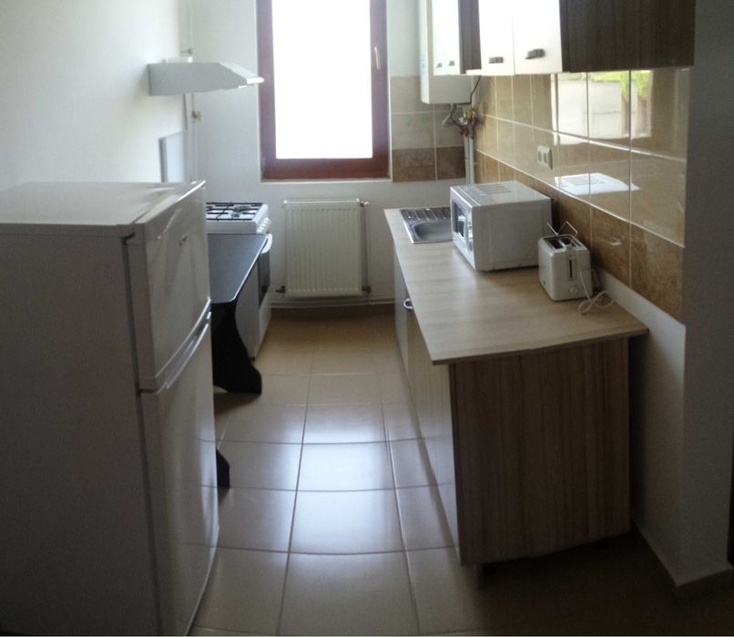 Inchiriez apartament 1 camera langa Vivo