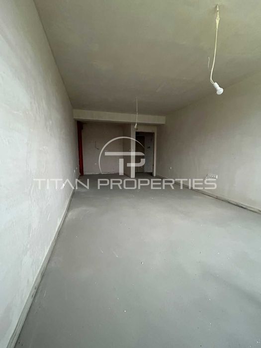 Продава се Двустаен апартамент в Пловдив, Кършияка - 74 кв.м за 717 €/кв.м - Снимка #1