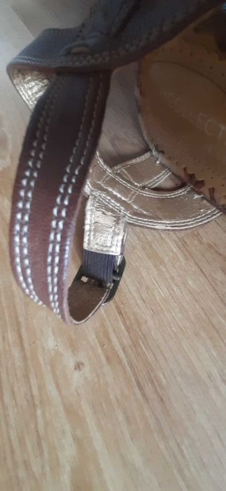 Подарявам сандали