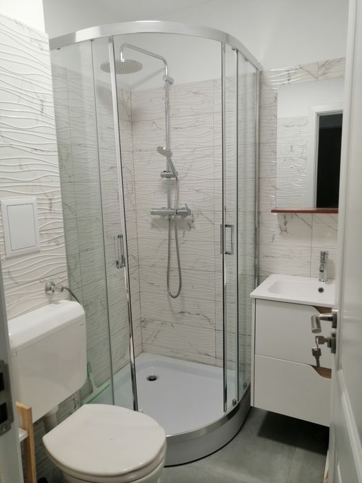 Garsonieră renovată, etaj 2, bloc reabilitat termic