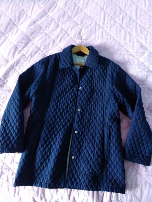 Тъмно синьо дамско яке с копчета