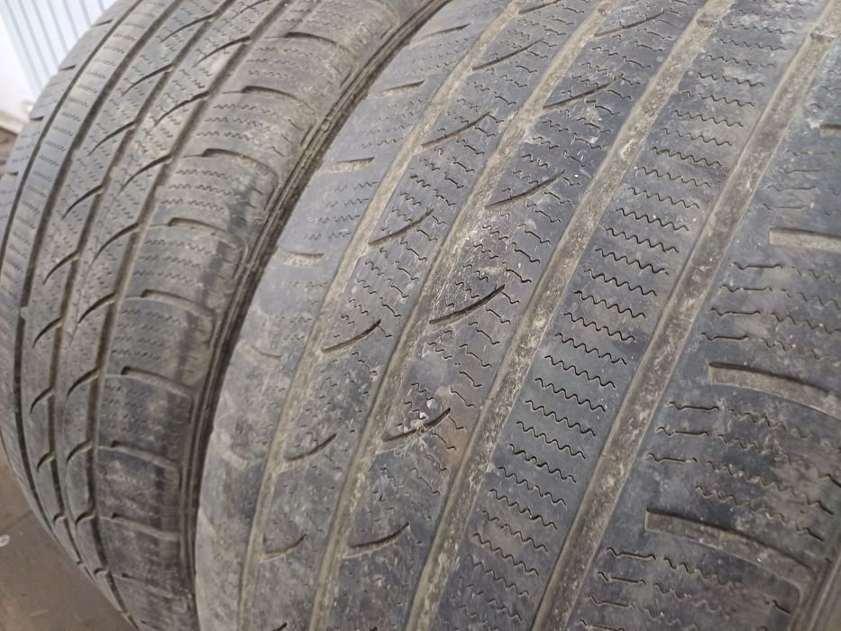 Шины 245/45 R18 Minerva пара.