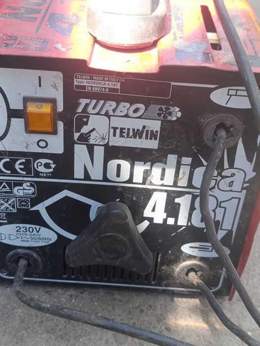 Vând apărat de sudura mama telwin 4.181