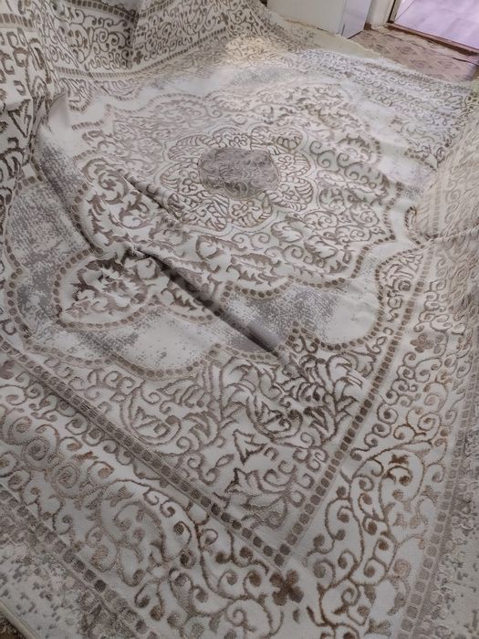 Продам новые ковры