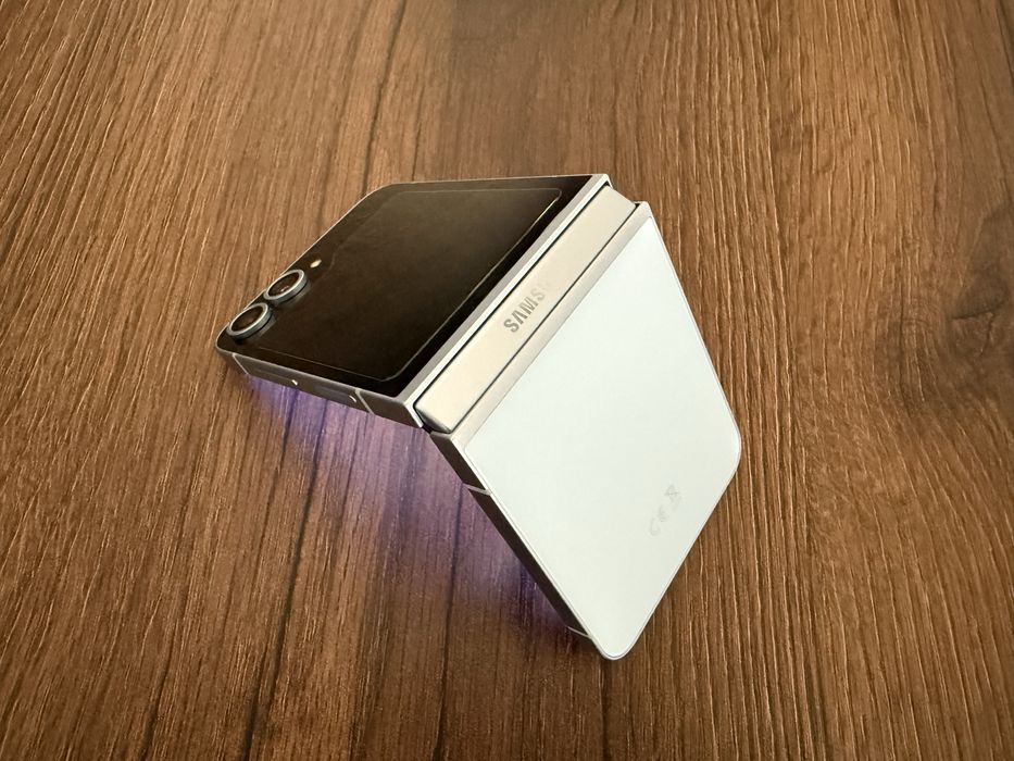 Samsung Z Flip 6 256Gb
