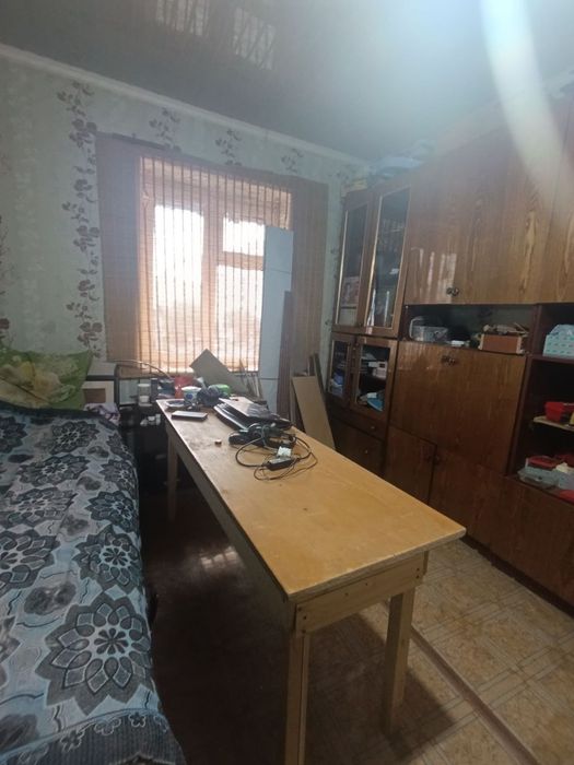 Продаётся 4-х комнатная квартира в Сергели 8