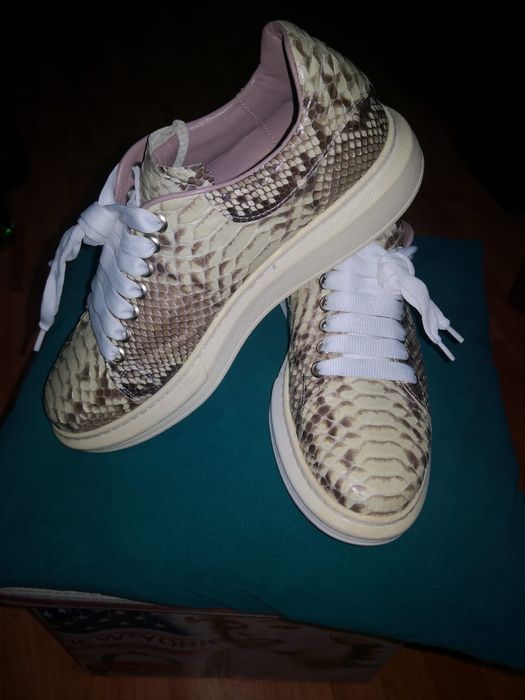 Sneakersi barbatesti din piele de piton  comanda  44