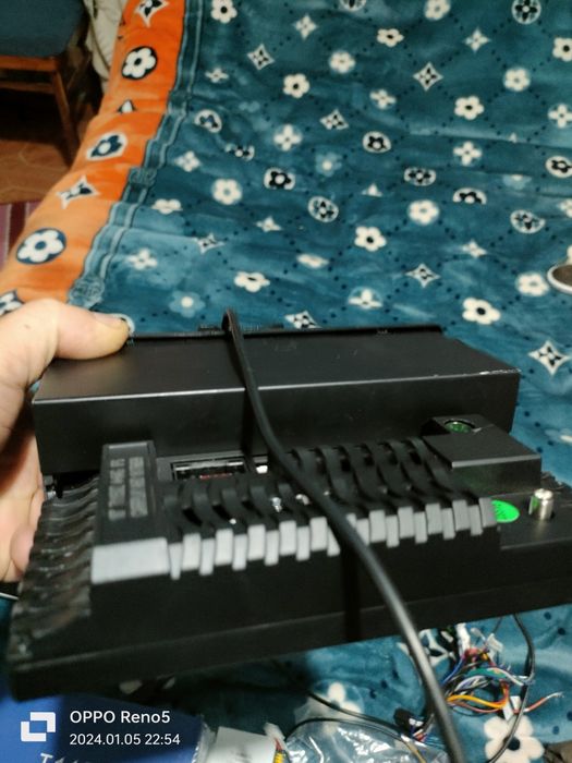 Продам магнетолу 1 DIN или обмен на самбуфер