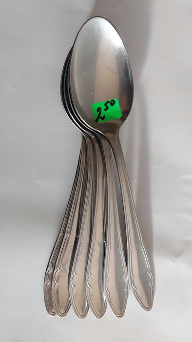 Лъжици, ножове, универсален уред 5 в 1