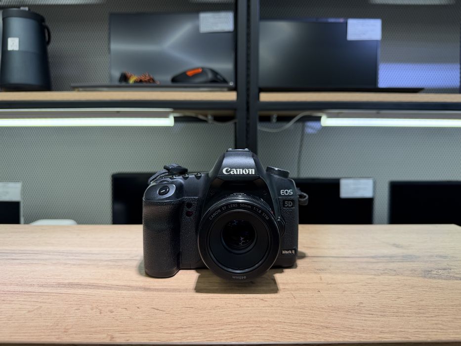 Фотоаппарат Canon EOS 5D Mark II, 50 mm 1:1.8 STM, 2358/А10