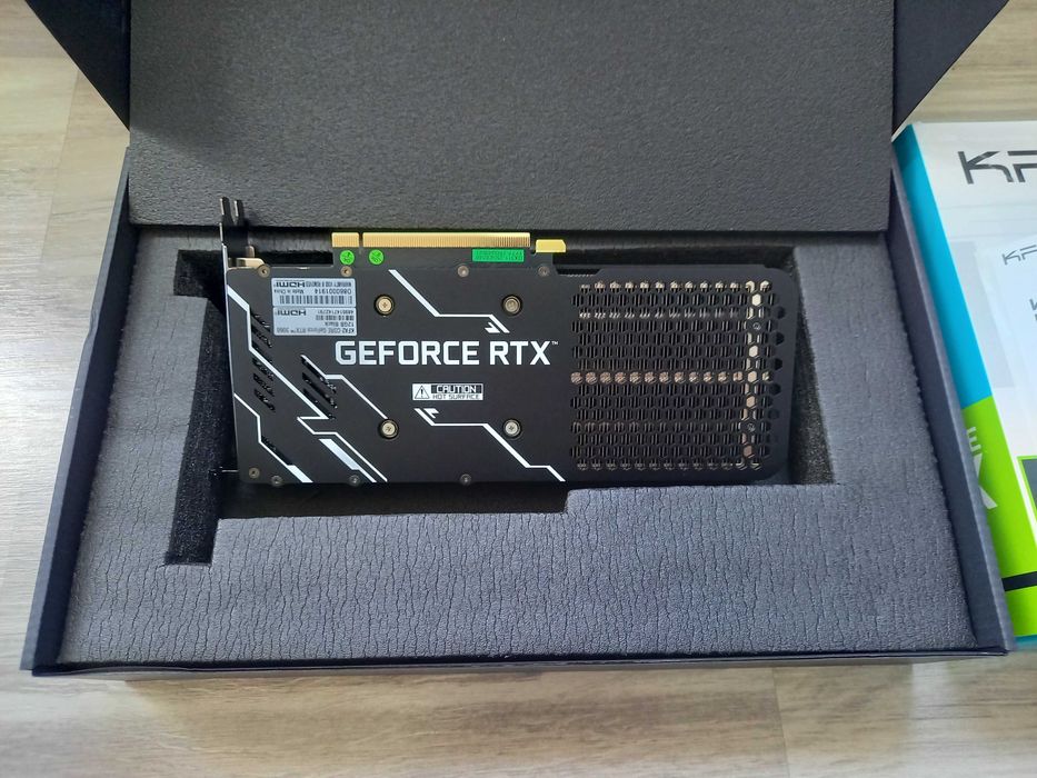 Видеокарта RTX 3060 12 ГБ