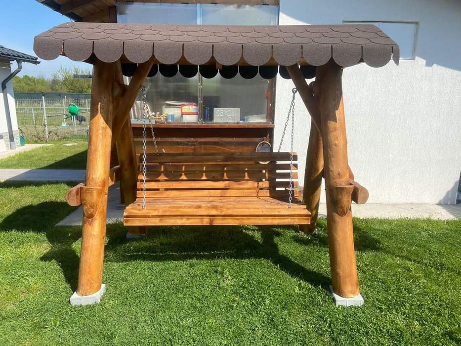 Mese și leagane Rustice