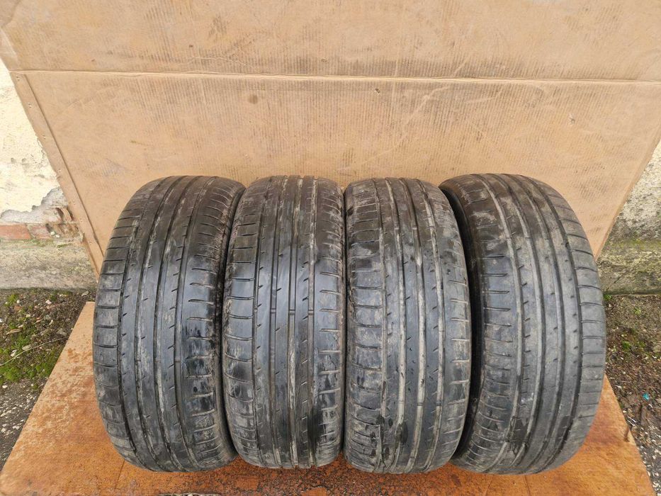 4 Toyo Tires R20 235/50 Летни гуми  DOT0923