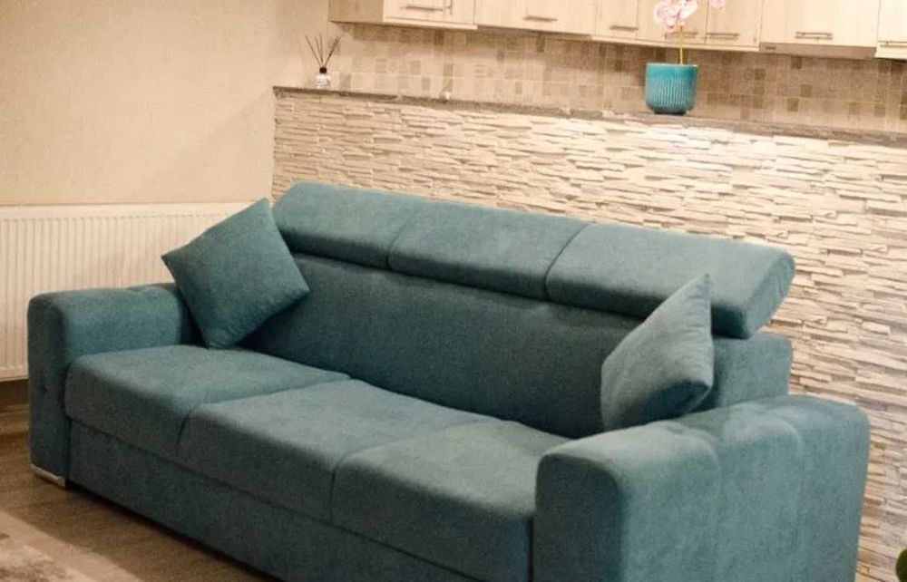 Дава се под наем Тристаен апартамент в Пловдив, Южен - 86 кв.м за 433.5 € - Снимка #1