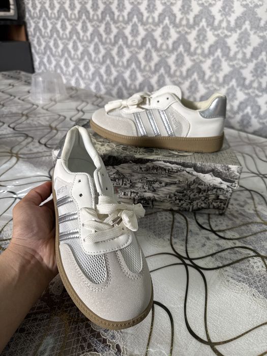 Krasofka adidas 36 razmer yangi