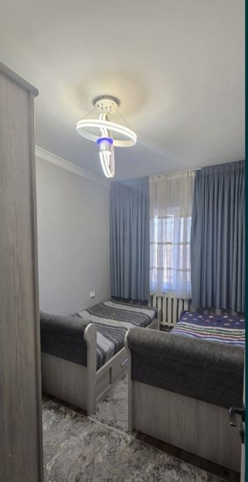 Продаётся 5/5/5 Юнусабад 14 квартал (рядом Туркистан метро )