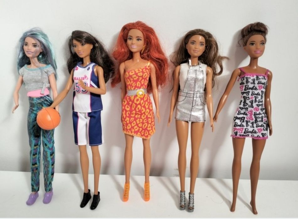 Păpuși Barbie loturi