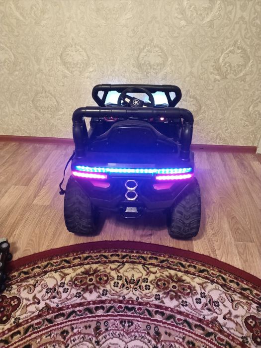 Продам электромобиль