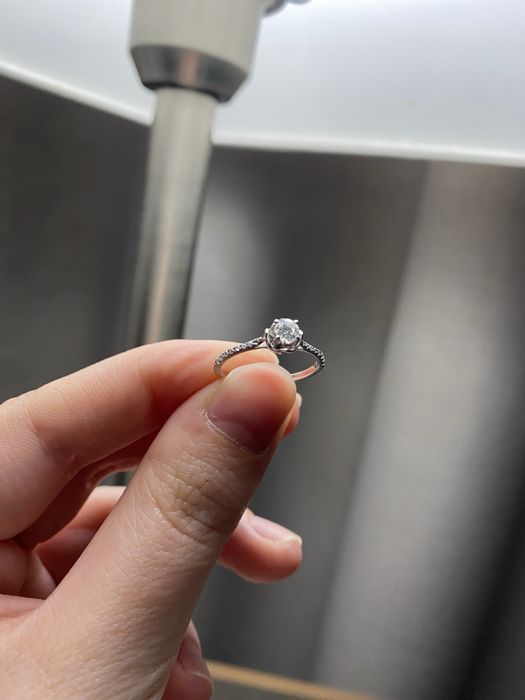Inel de logodna TEILOR - aur alb 18K cu diamante