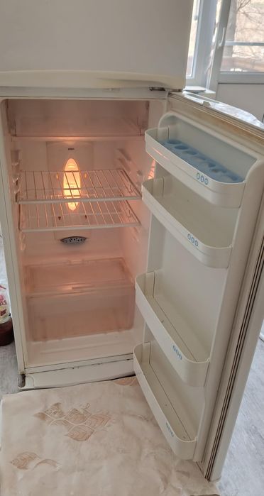 Продам холодильник   LG