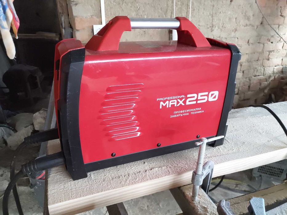 Инверторен електрожен MAX MMA250, 250 A