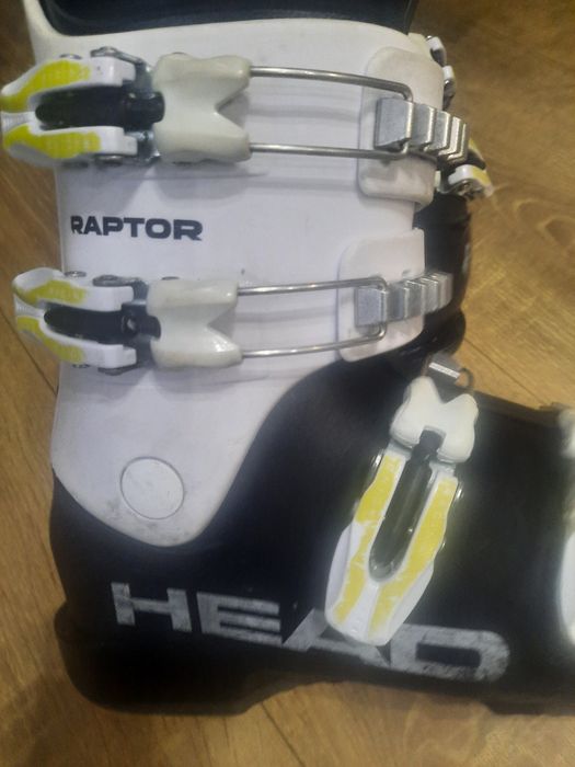 Vând Clapari Ski HEAD