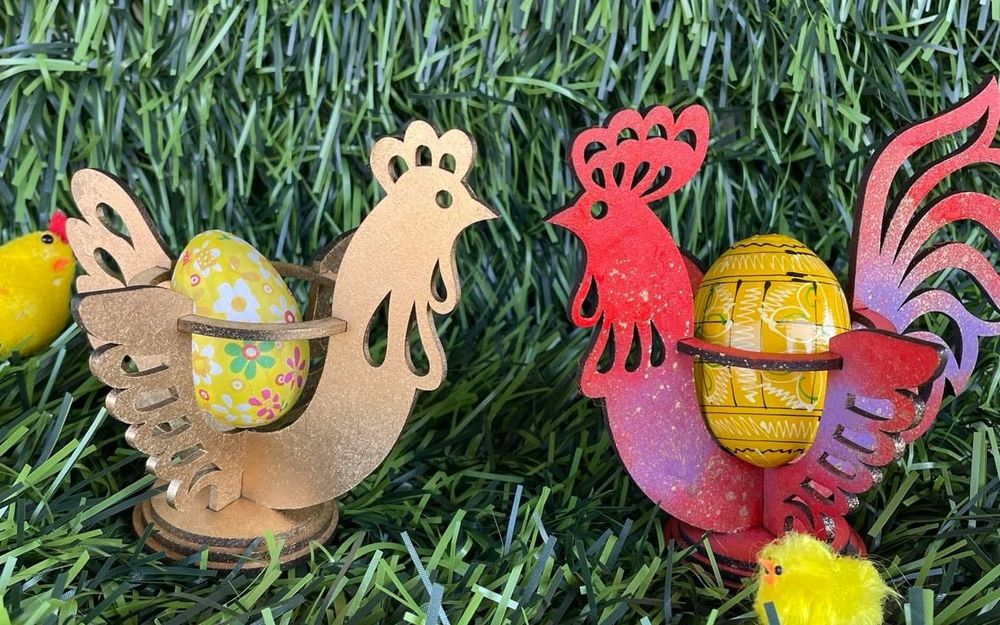 Поставки за Великденски яйца.