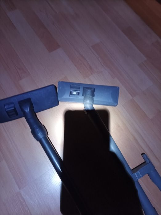 Четки и тръби за прахосмукачка