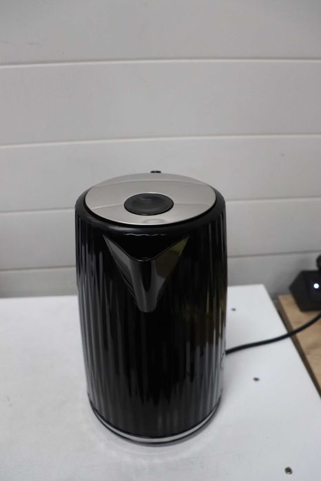Кана Russell Hobbs Eden RHK2736BLK текстуриран дизайн, капак, отварящ се с натискане, основа въртяща се на 360° прозорец за вода с манометър 1,7 л
