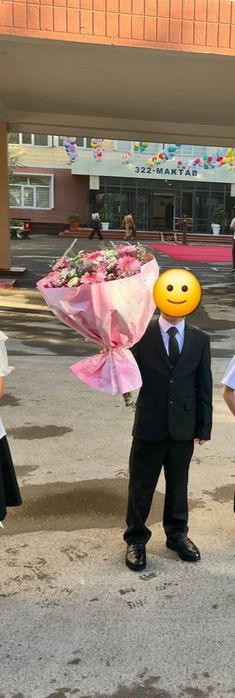 Продам костюм для школы