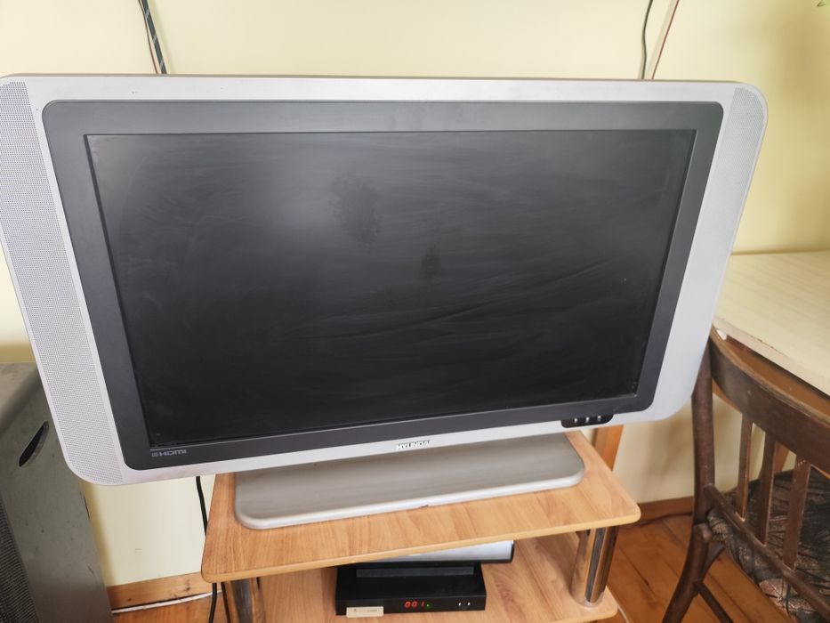 LCD телевизор HYUNDAI 32 инча