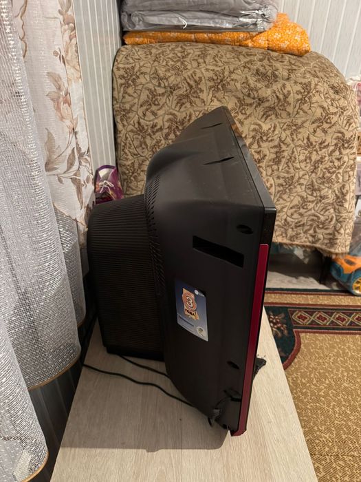 Продам телевизор