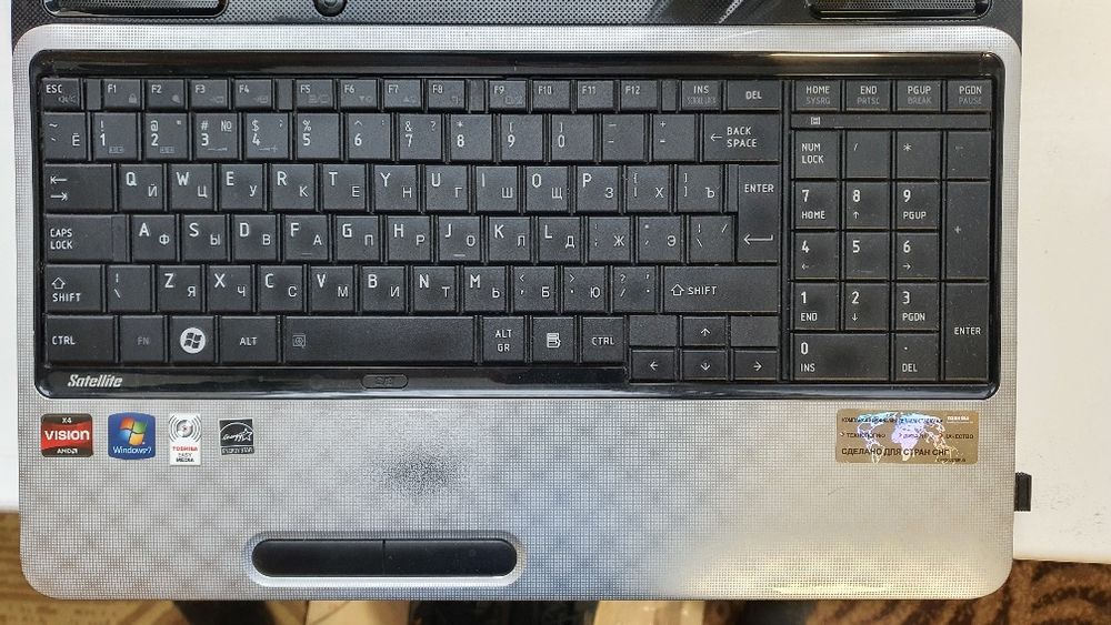 Ноутбук Toshiba Satellite L750D-112