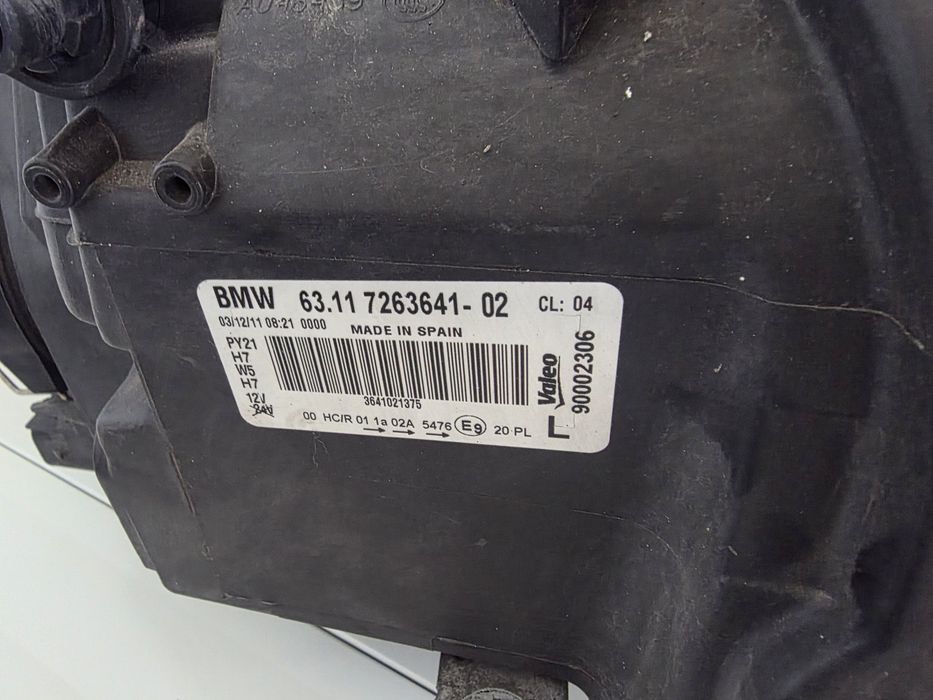 Faruri BMW Seria 1 E81 E82 E87 E88 Facelift LCI stanga dreapta
