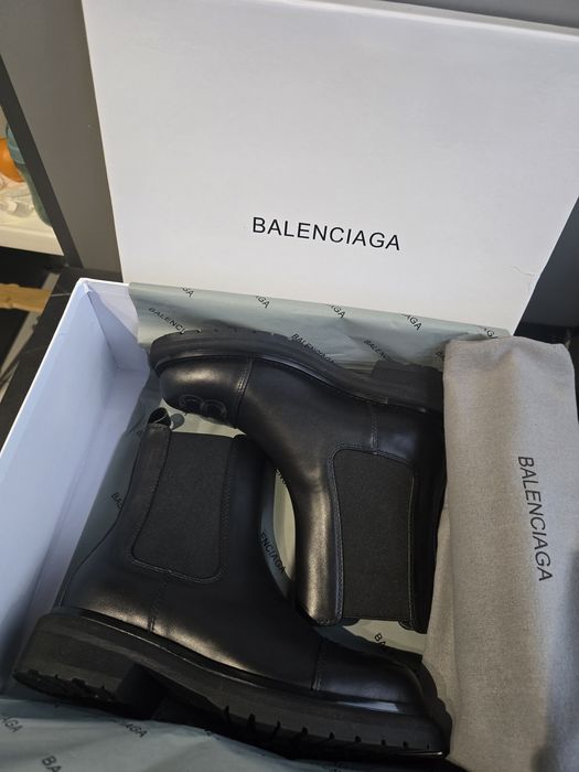 Ghete Balenciaga din piele naturala 37 38 si 39 Noi