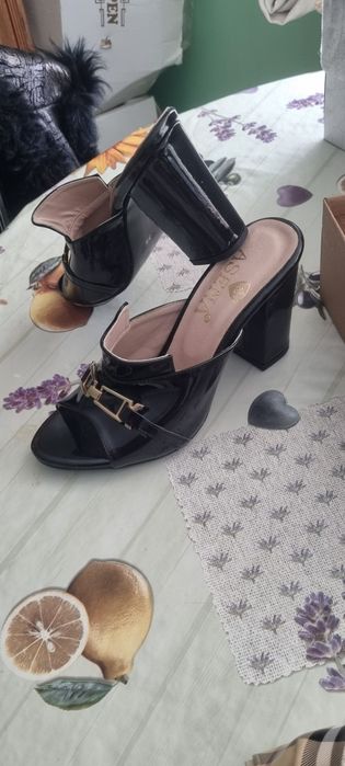 Sandale diverse modele