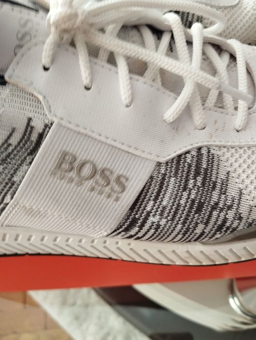 Оригинални маратонки на BOSS.