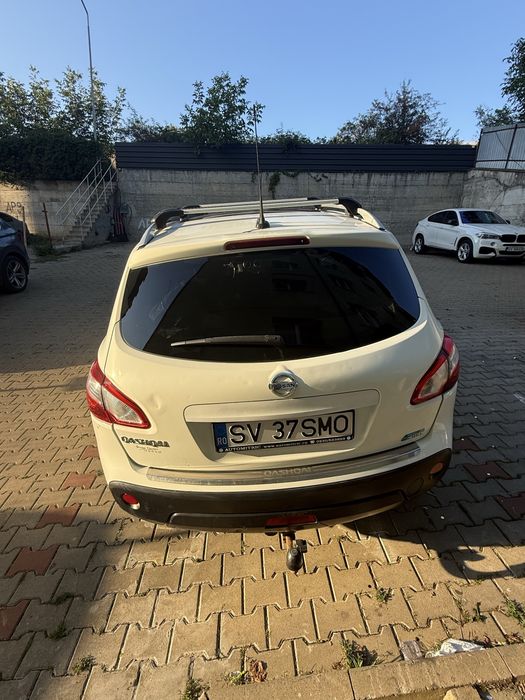 nissan qashqai 2011